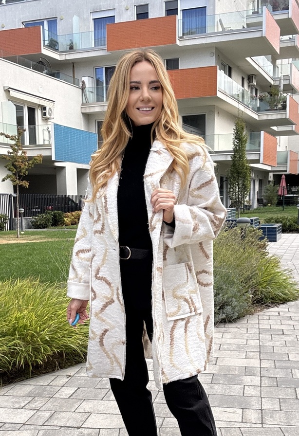 Smoothi kabát beige – Mintás női kabát – Innova Fashion
